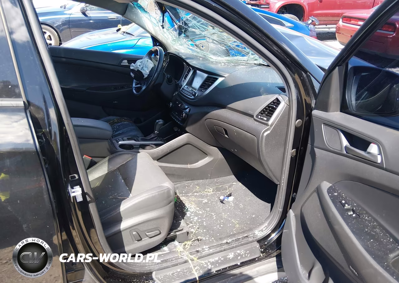 2017 Hyundai Tucson Se Plus VIN:KM8J33A44HU546718 - 5