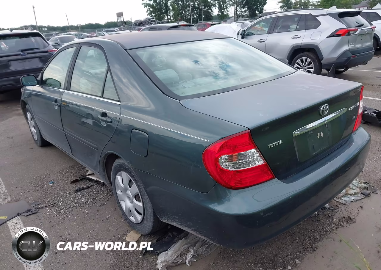 2003 Toyota Camry Le VIN:4T1BE32K23U683712 - 3