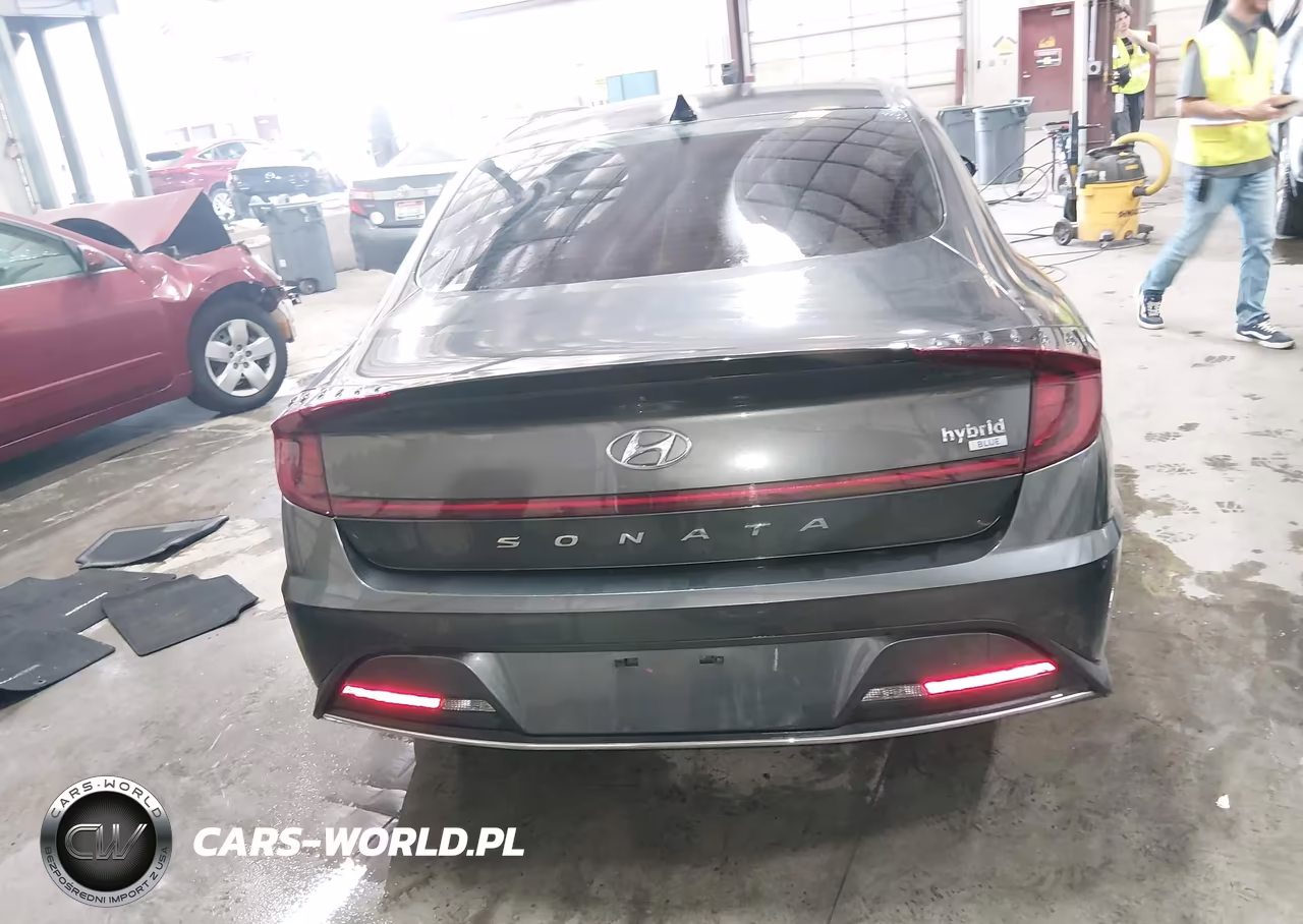 2022 Hyundai Sonata Hybrid Blue VIN:KMHL24JJ5NA042893 - 17