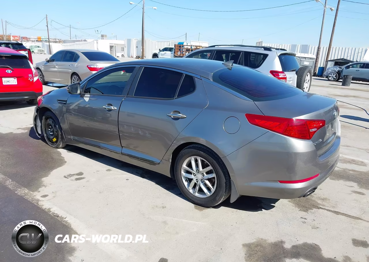 2013 Kia Optima Lx VIN:5XXGM4A77DG161133 - 3