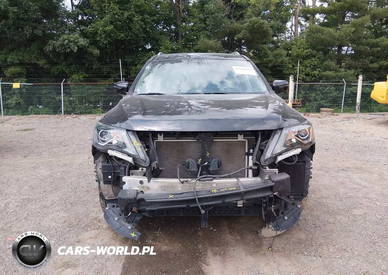 2017 Nissan Pathfinder Platinum VIN:5N1DR2MM8HC623422 - 13