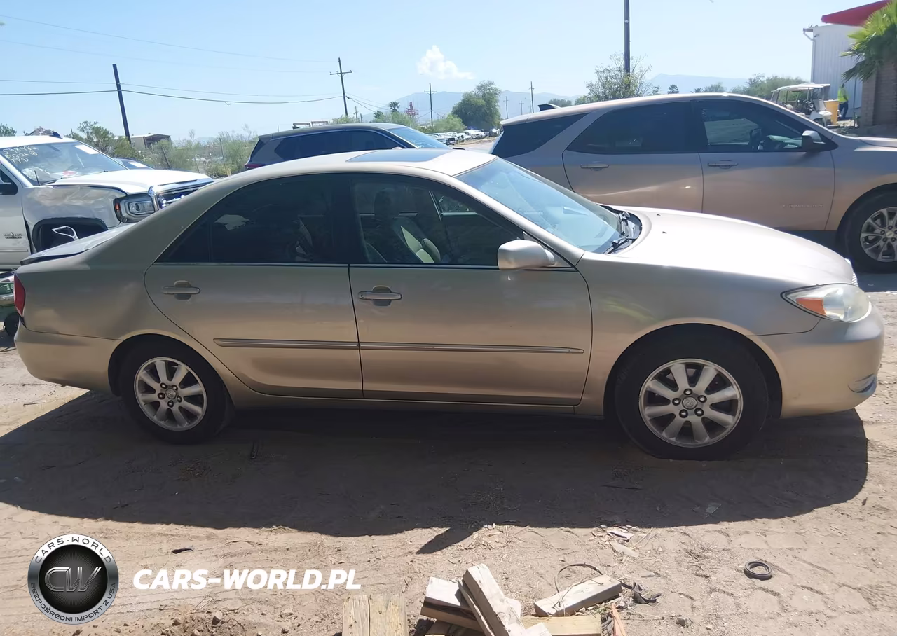2002 Toyota Camry Xle VIN:JTDBF30K720035535 - 13