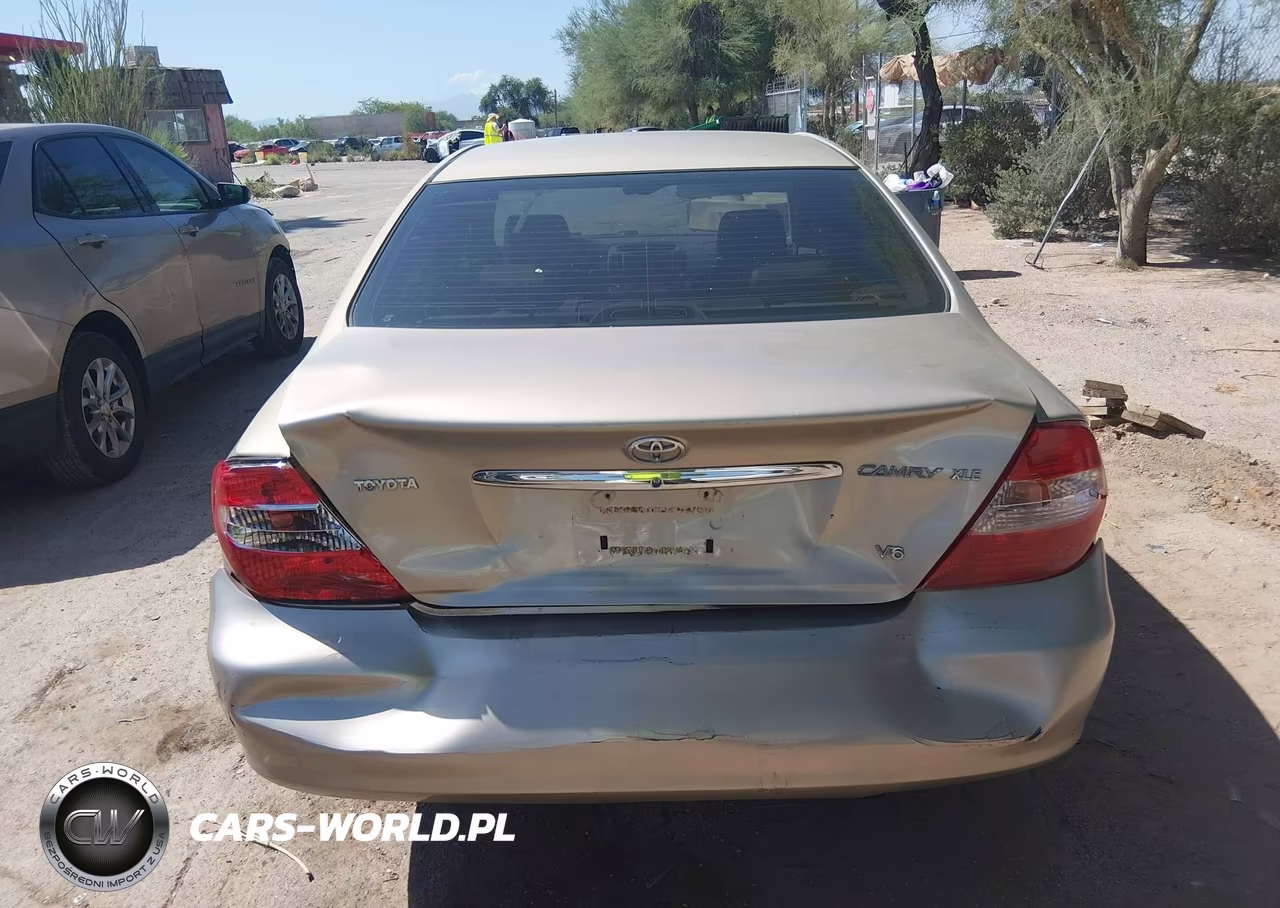 2002 Toyota Camry Xle VIN:JTDBF30K720035535 - 16