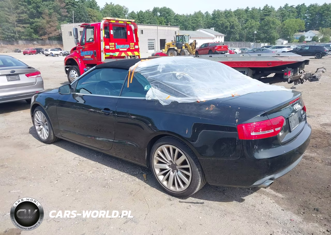 2011 Audi A5 2.0T Premium VIN:WAULFAFH7BN015208 - 3