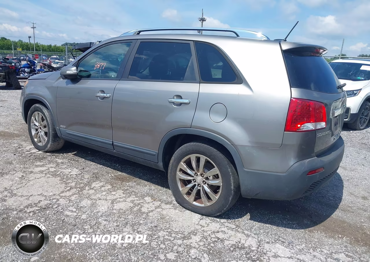 2011 Kia Sorento Ex V6 VIN:5XYKUDA28BG121120 - 3