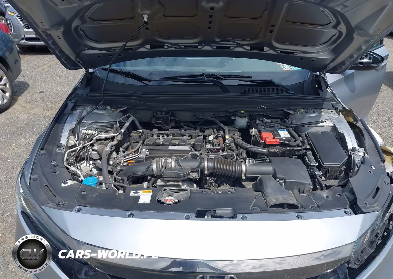 2018 Honda Accord Sport VIN:1HGCV1E3XJA034595 - 10