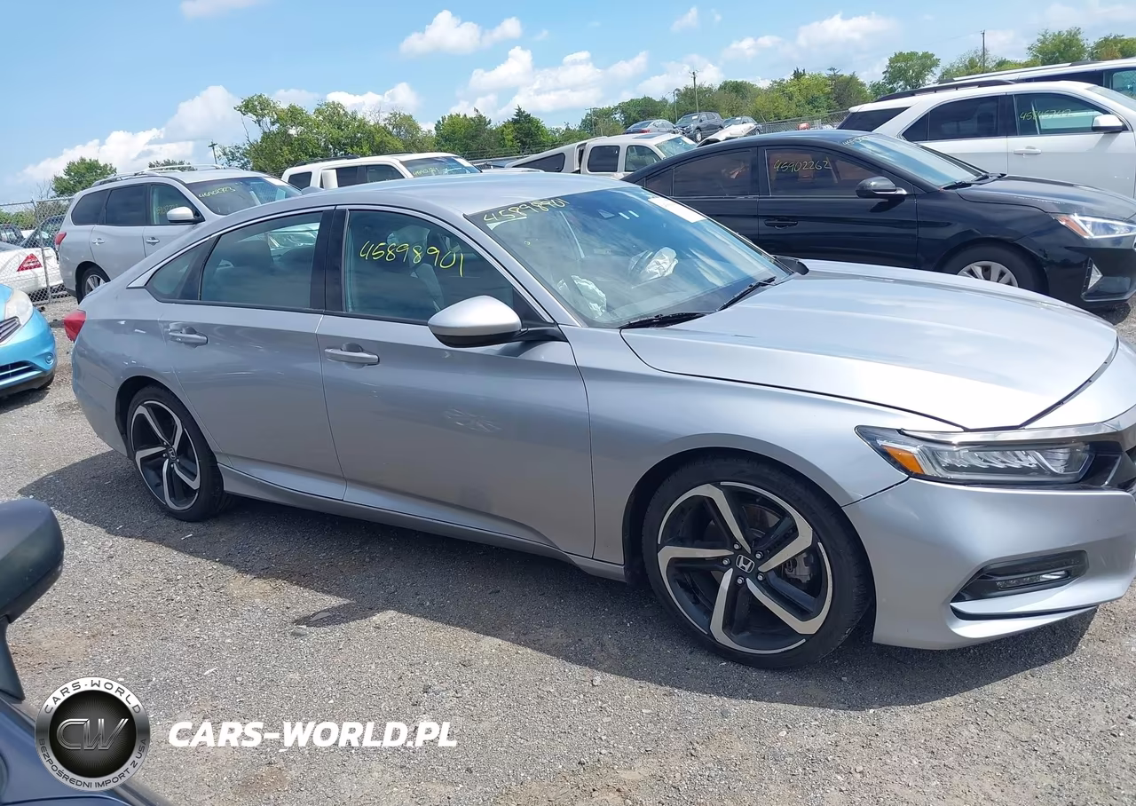 2018 Honda Accord Sport VIN:1HGCV1E3XJA034595 - 13