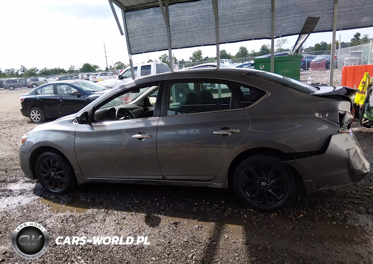 2018 Nissan Sentra S VIN:3N1AB7AP0JY246592 - 14
