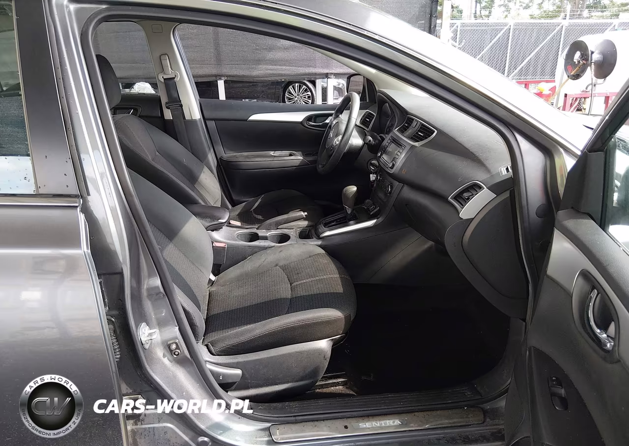 2018 Nissan Sentra S VIN:3N1AB7AP0JY246592 - 5