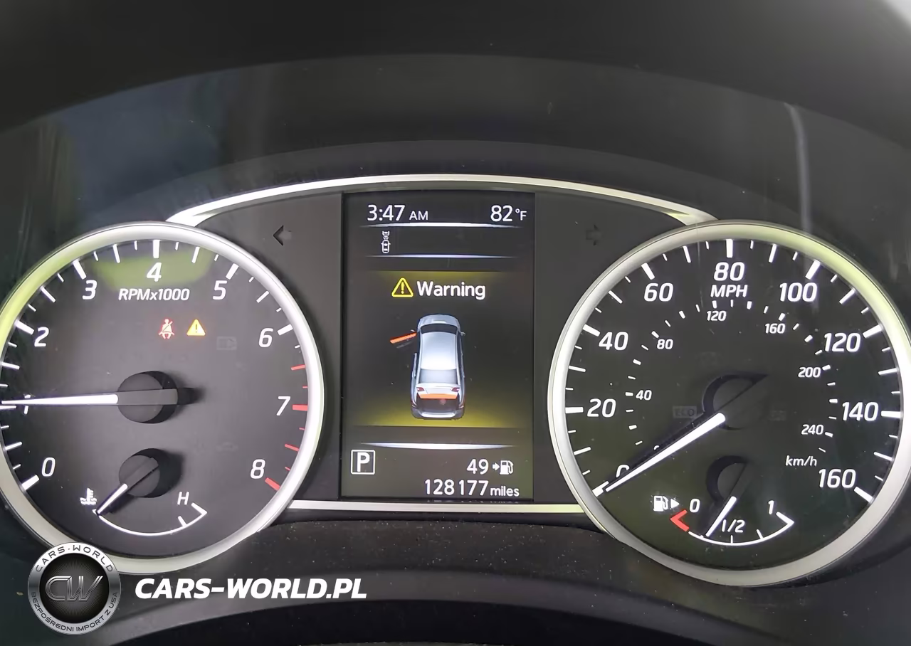 2018 Nissan Sentra S VIN:3N1AB7AP0JY246592 - 7