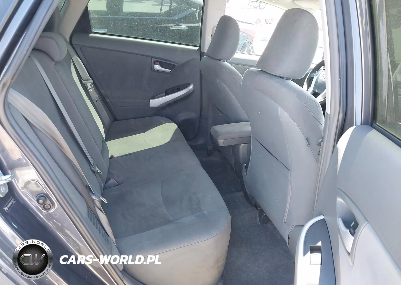 2011 Toyota Prius Two VIN:JTDKN3DU4B1420110 - 8