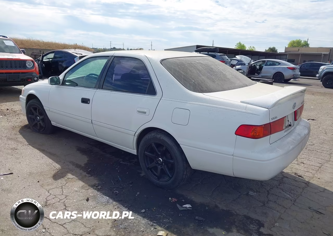 2001 Toyota Camry Le VIN:4T1BG22KX1U852716 - 3