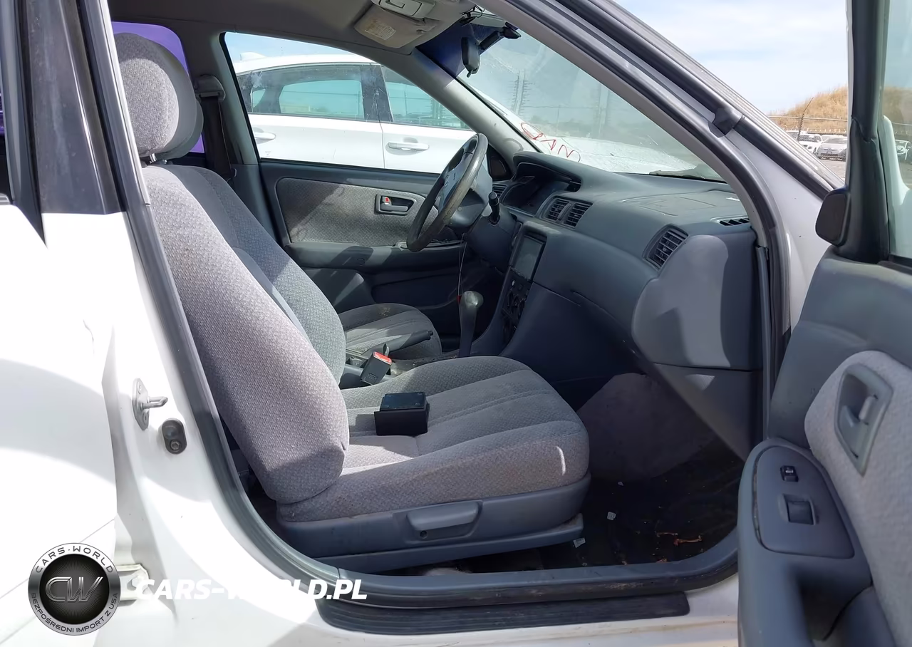2001 Toyota Camry Le VIN:4T1BG22KX1U852716 - 5