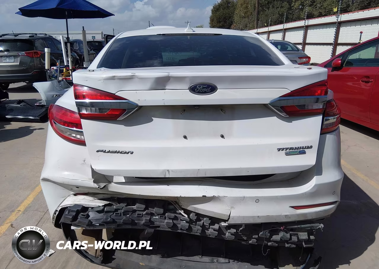 2019 Ford Fusion Titanium VIN:3FA6P0D90KR140928 - 15