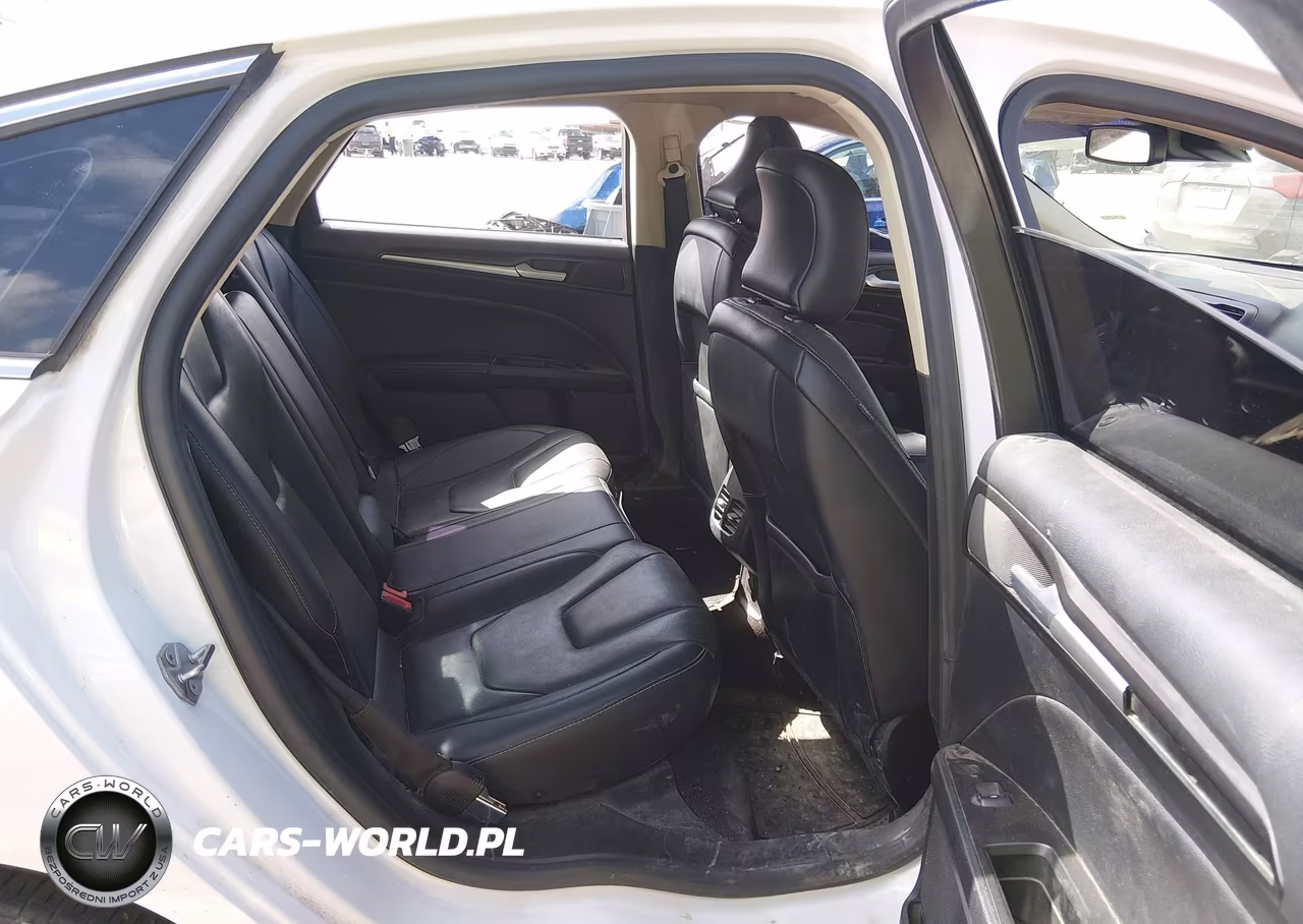 2019 Ford Fusion Titanium VIN:3FA6P0D90KR140928 - 8