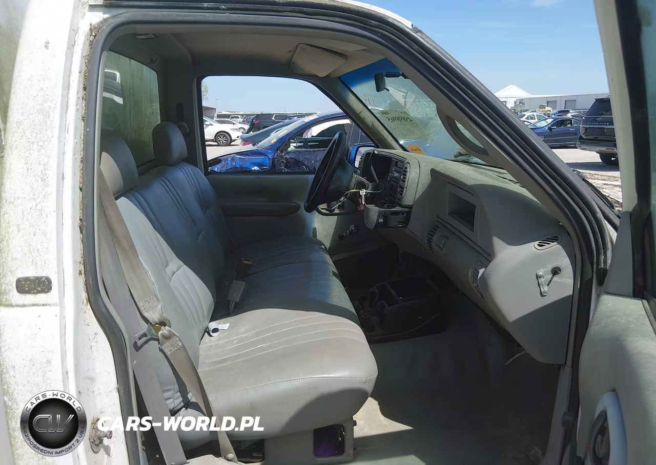 2000 GMC Sierra 2500 Chassis Classic Sl VIN:1GDGC24R0YF487084 - 5