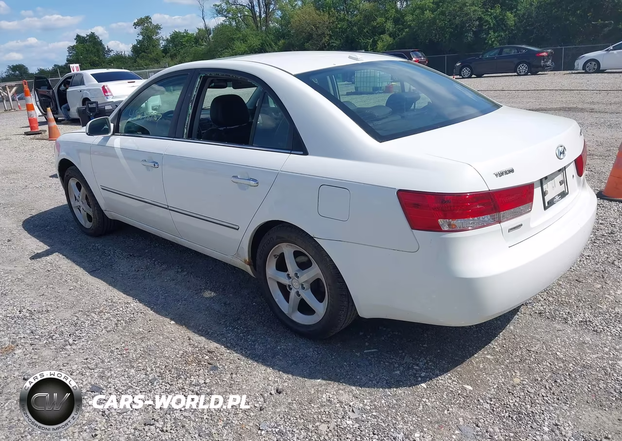 2008 Hyundai Sonata VIN:5NPEU46C88H310107 - 3