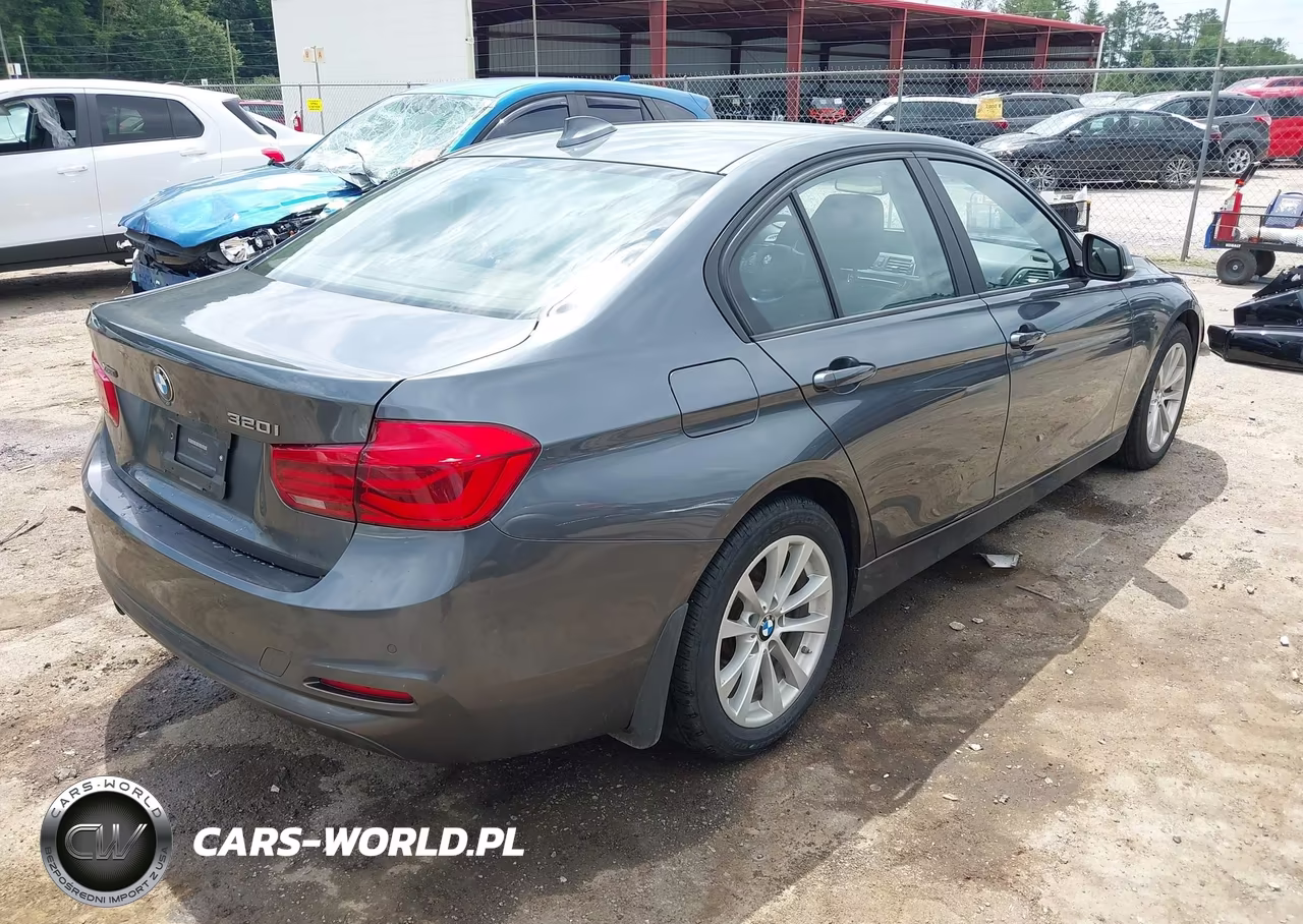 2016 BMW 320I xDrive VIN:WBA8E5G54GNT40216 - 4
