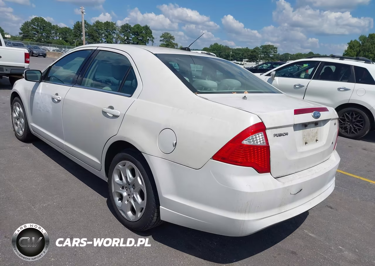 2010 Ford Fusion Se VIN:3FAHP0HA0AR319918 - 3