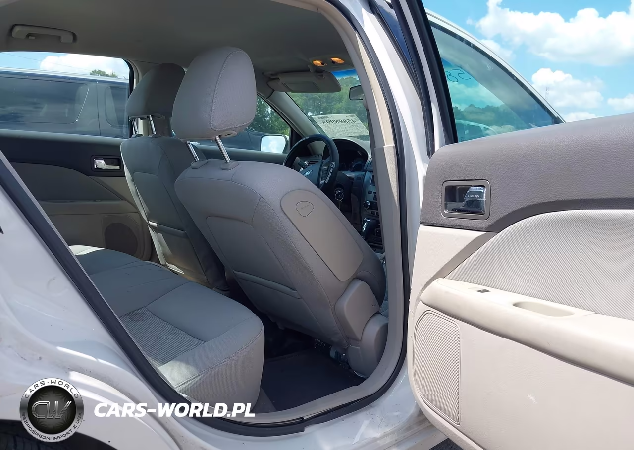2010 Ford Fusion Se VIN:3FAHP0HA0AR319918 - 8