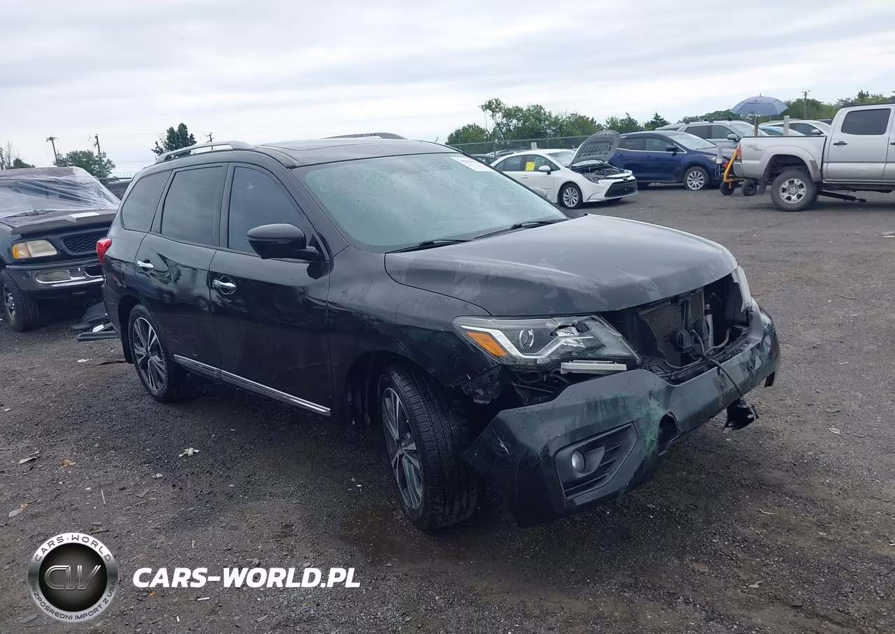 2017 Nissan Pathfinder Platinum – zdjęcie 1 z 17