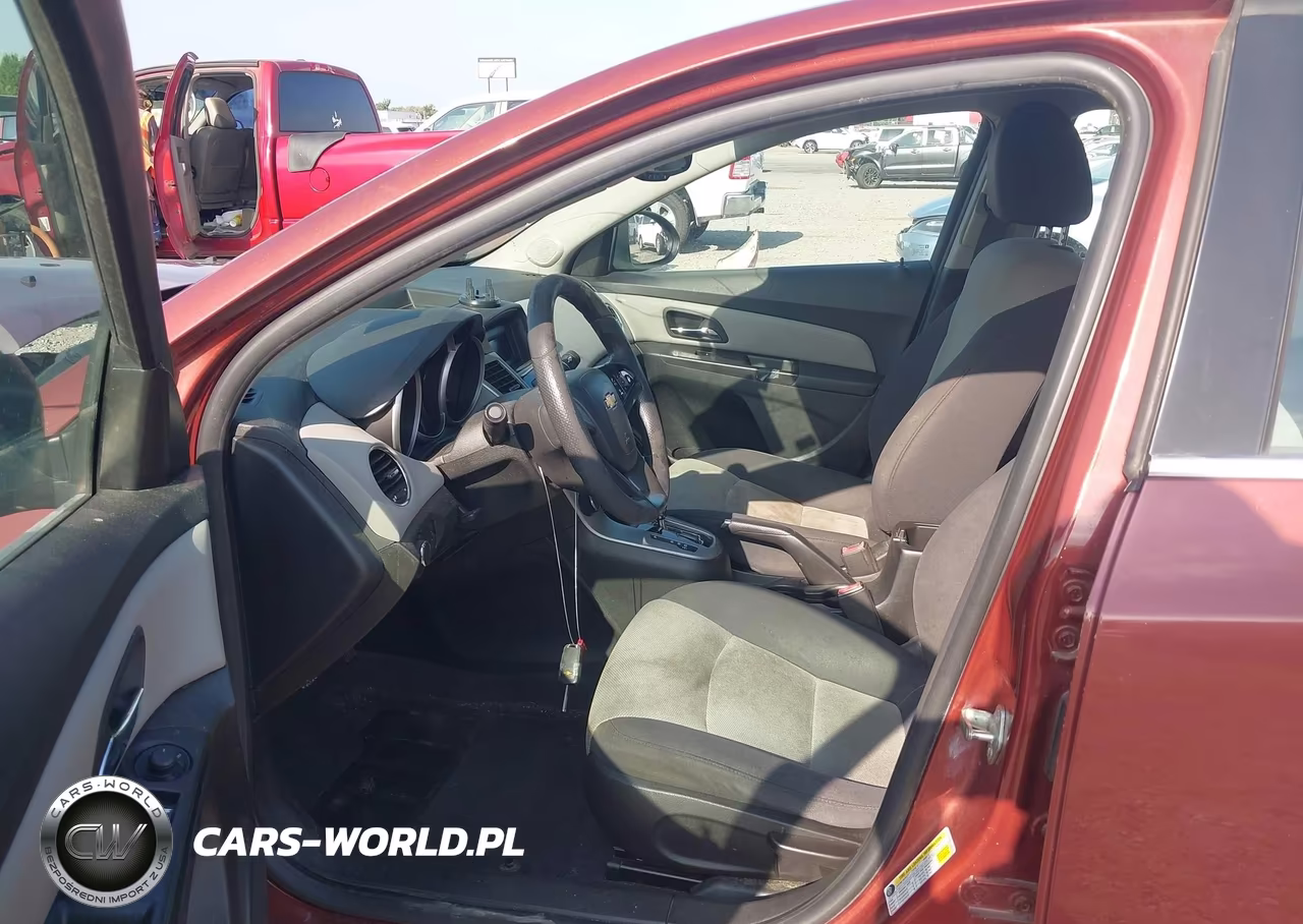 2012 Chevrolet Cruze Ls VIN:1G1PC5SH7C7400714 - 12
