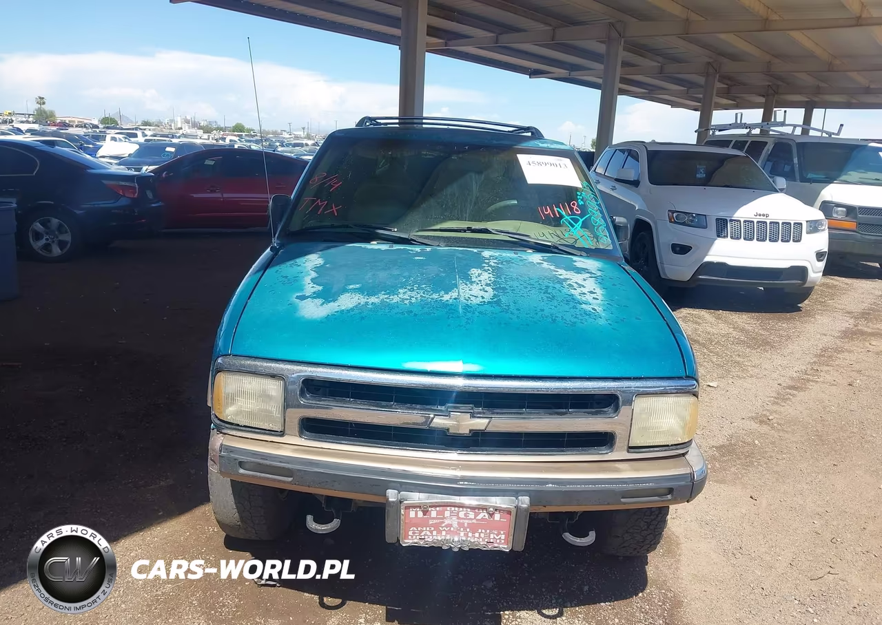 1996 Chevrolet Blazer VIN:1GNDT13W4T2141118 - 6
