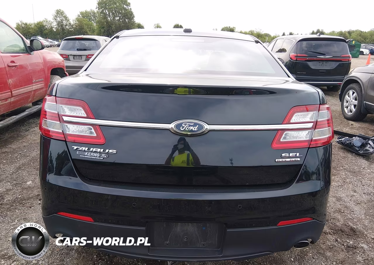 2017 Ford Taurus Sel VIN:1FAHP2E85HG106350 - 16