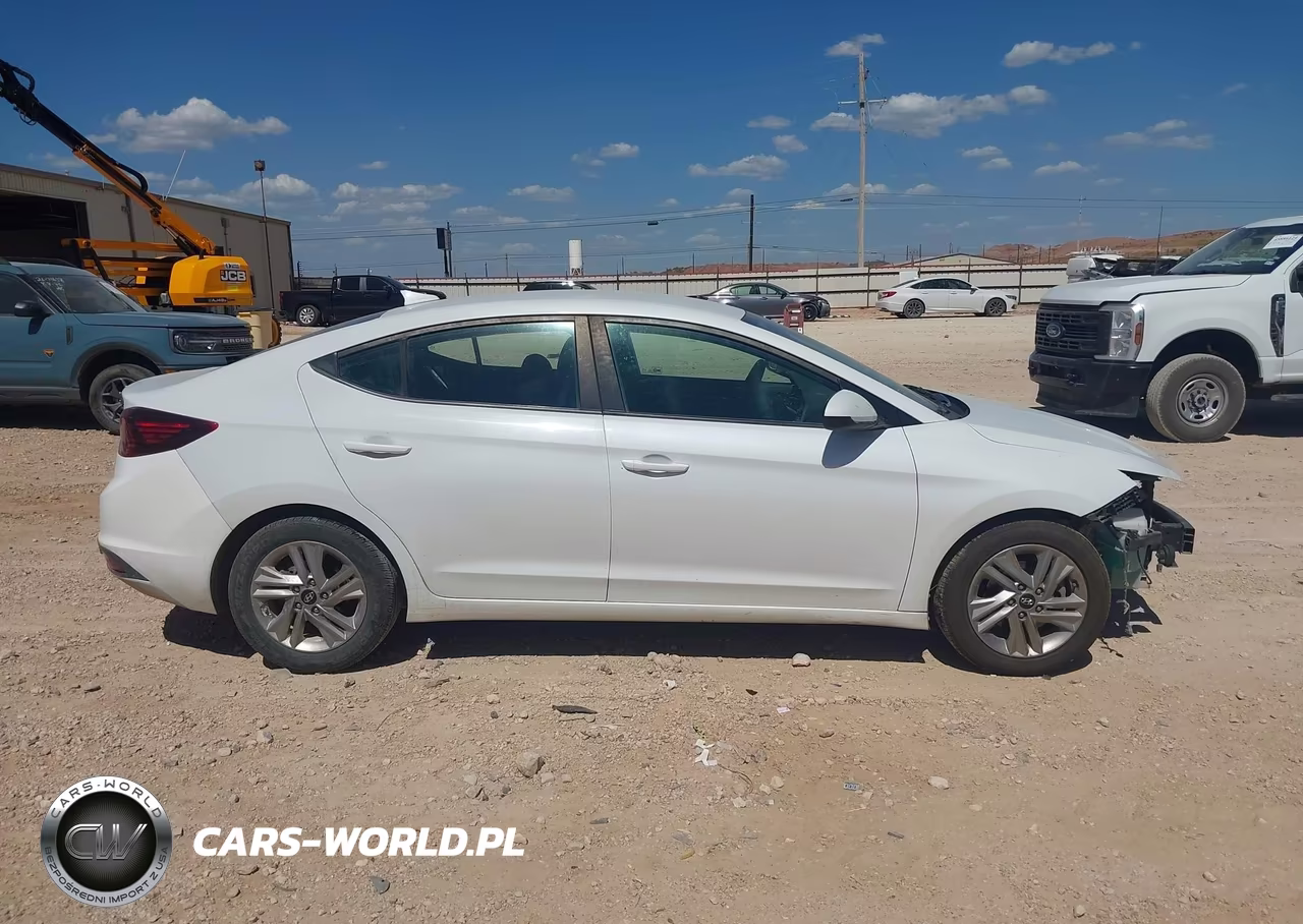 2020 Hyundai Elantra Sel VIN:5NPD84LF9LH522408 - 14