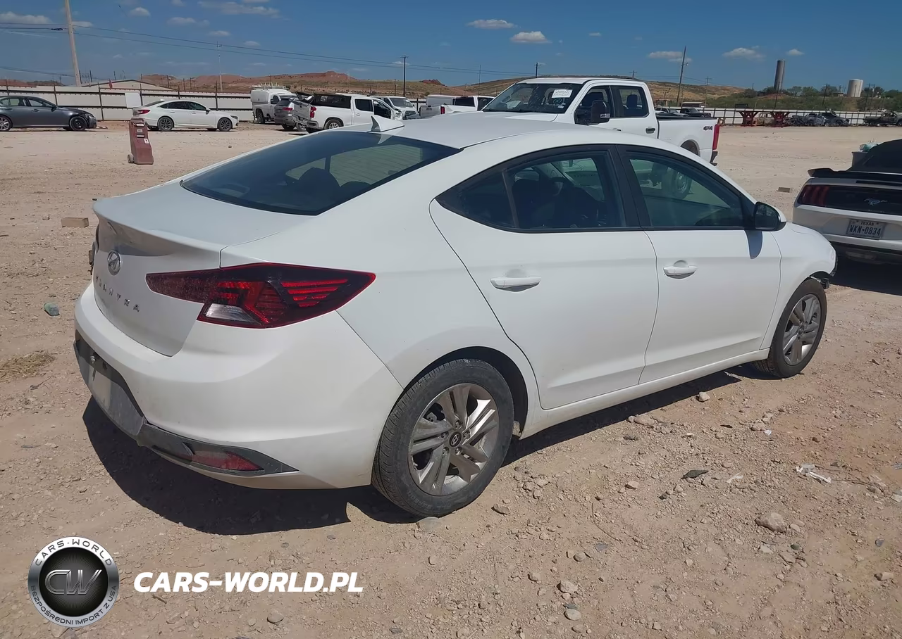 2020 Hyundai Elantra Sel VIN:5NPD84LF9LH522408 - 4