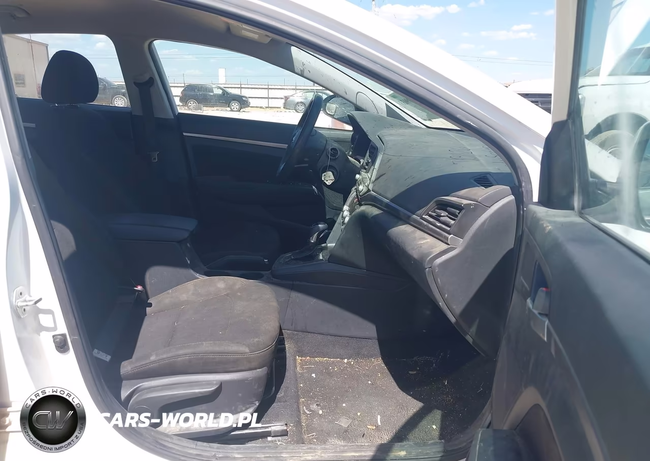 2020 Hyundai Elantra Sel VIN:5NPD84LF9LH522408 - 5