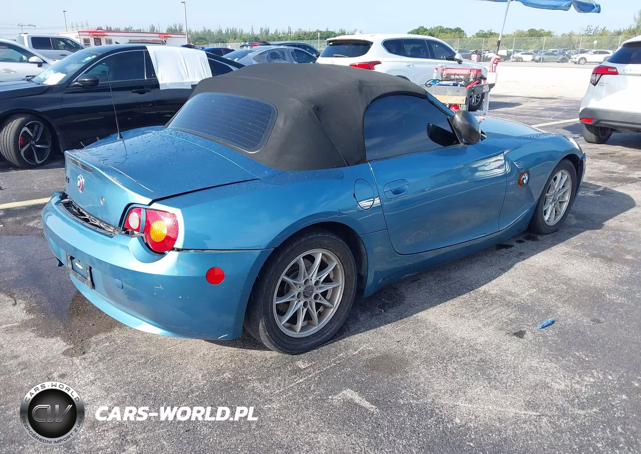 2003 BMW Z4 3.0I VIN:4USBT53473LU04275 - 4