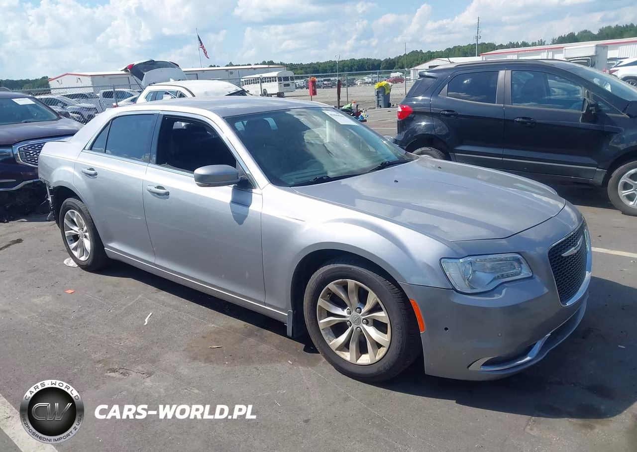 2015 Chrysler 300 Limited