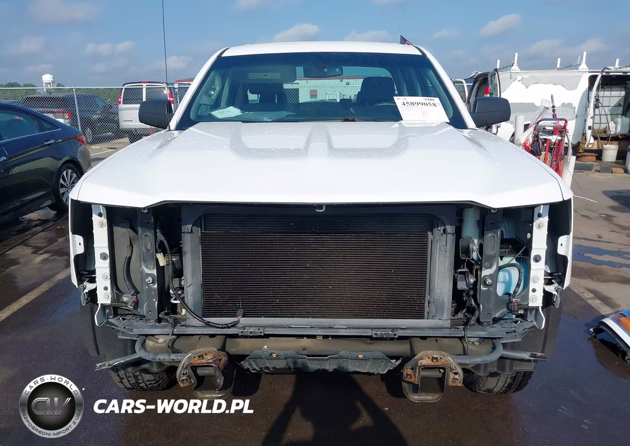 2018 Chevrolet Silverado 1500 Wt VIN:1GCRCNEHXJZ137468 - 13