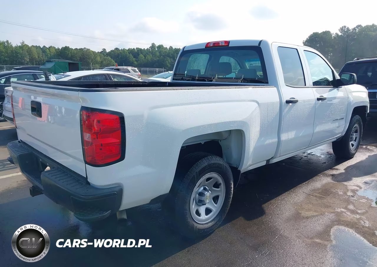 2018 Chevrolet Silverado 1500 Wt VIN:1GCRCNEHXJZ137468 - 4