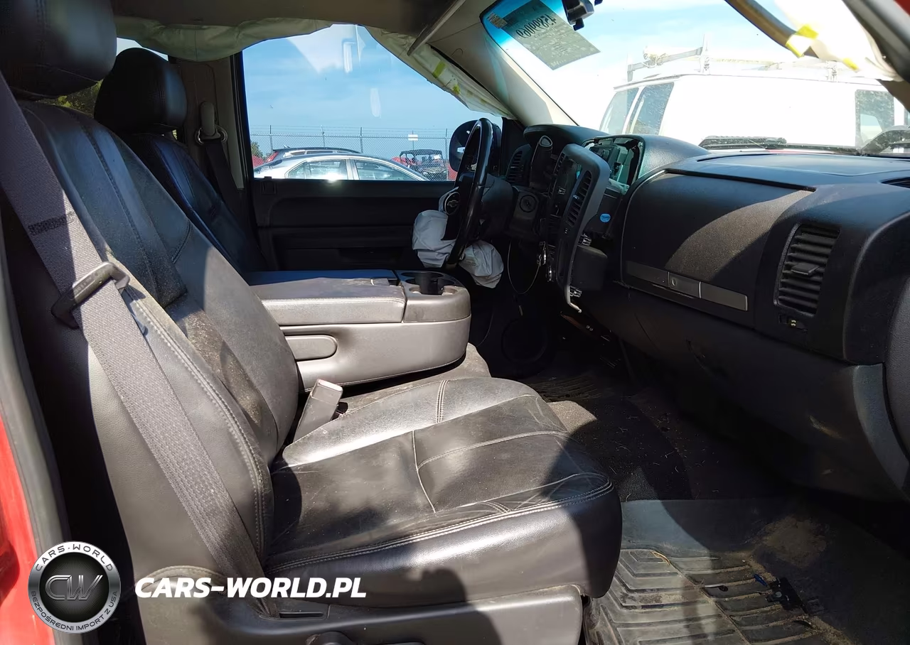 2010 Chevrolet Silverado 1500 Lt VIN:3GCRKSE33AG298654 - 5