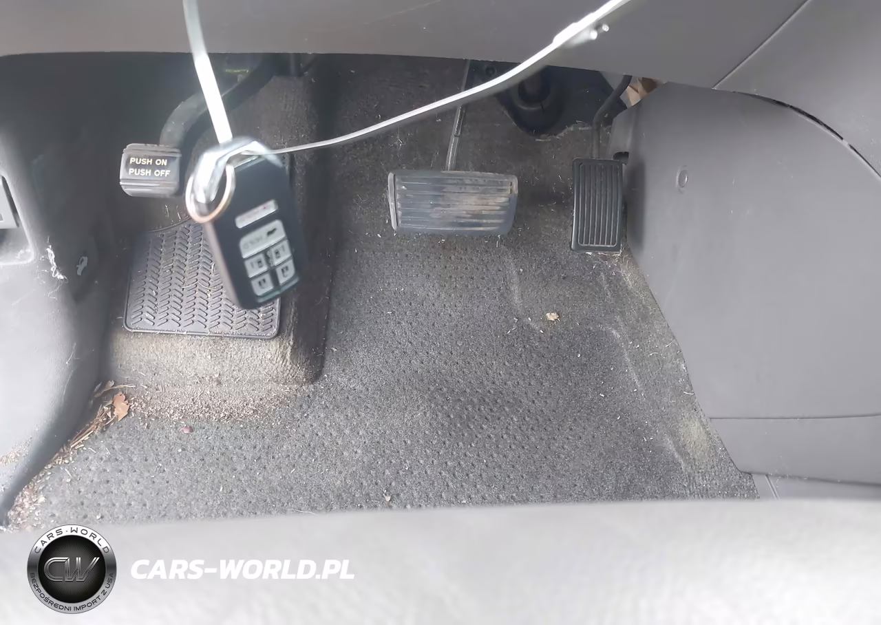 2015 Honda Odyssey Ex-L VIN:5FNRL5H6XFB098792 - 11