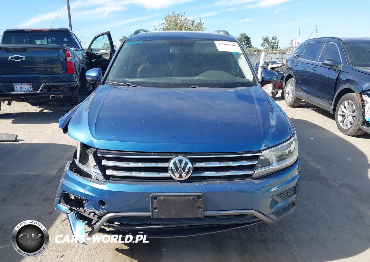 2018 Volkswagen Tiguan 2.0T Se-2.0T Sel VIN:3VV2B7AX7JM101804 - 11