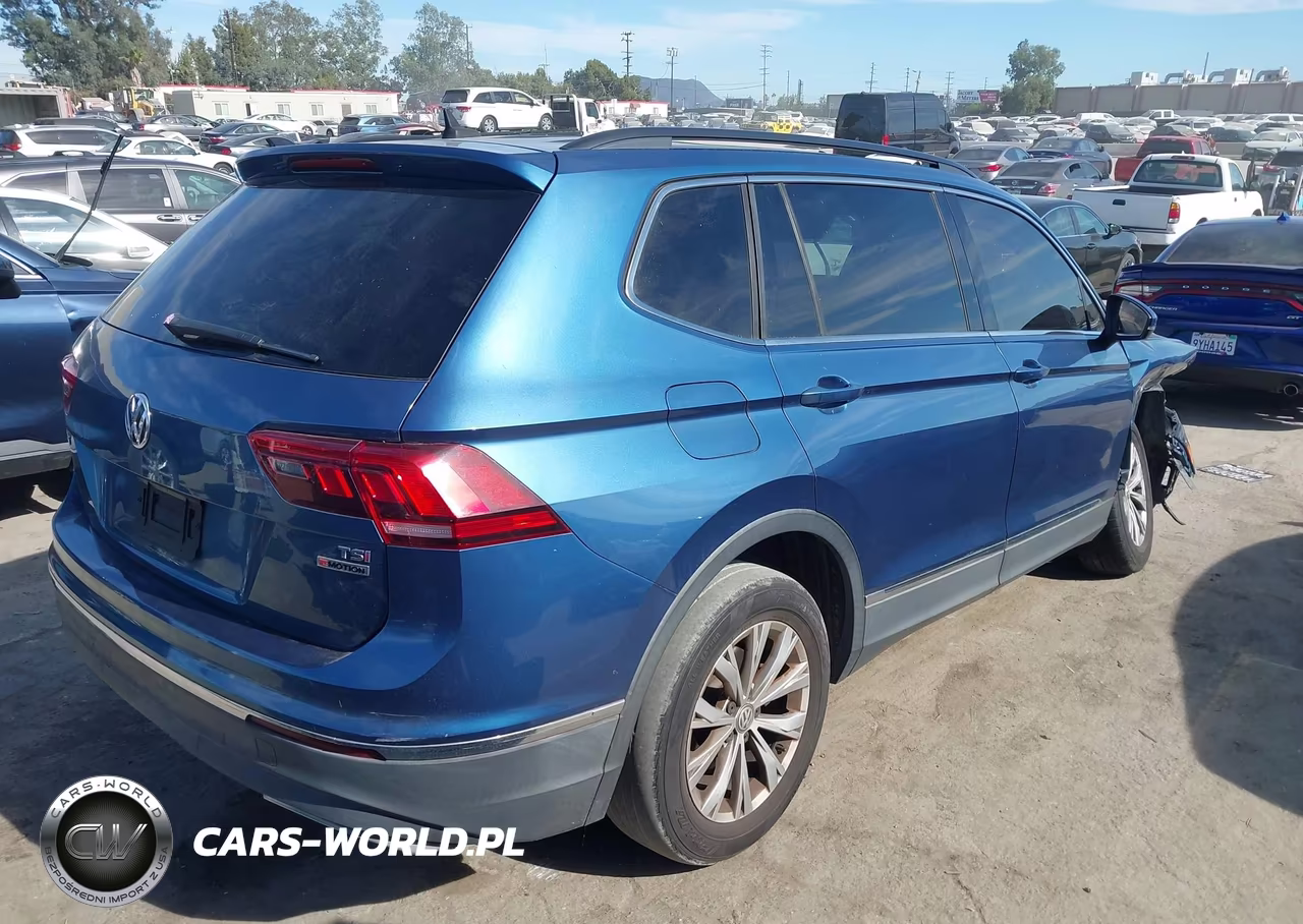 2018 Volkswagen Tiguan 2.0T Se-2.0T Sel VIN:3VV2B7AX7JM101804 - 4