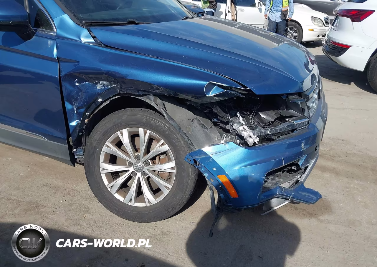 2018 Volkswagen Tiguan 2.0T Se-2.0T Sel VIN:3VV2B7AX7JM101804 - 6