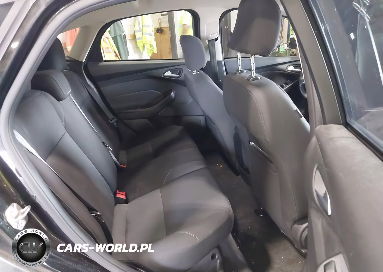 2015 Ford Focus Se VIN:1FADP3K22FL291322 - 8