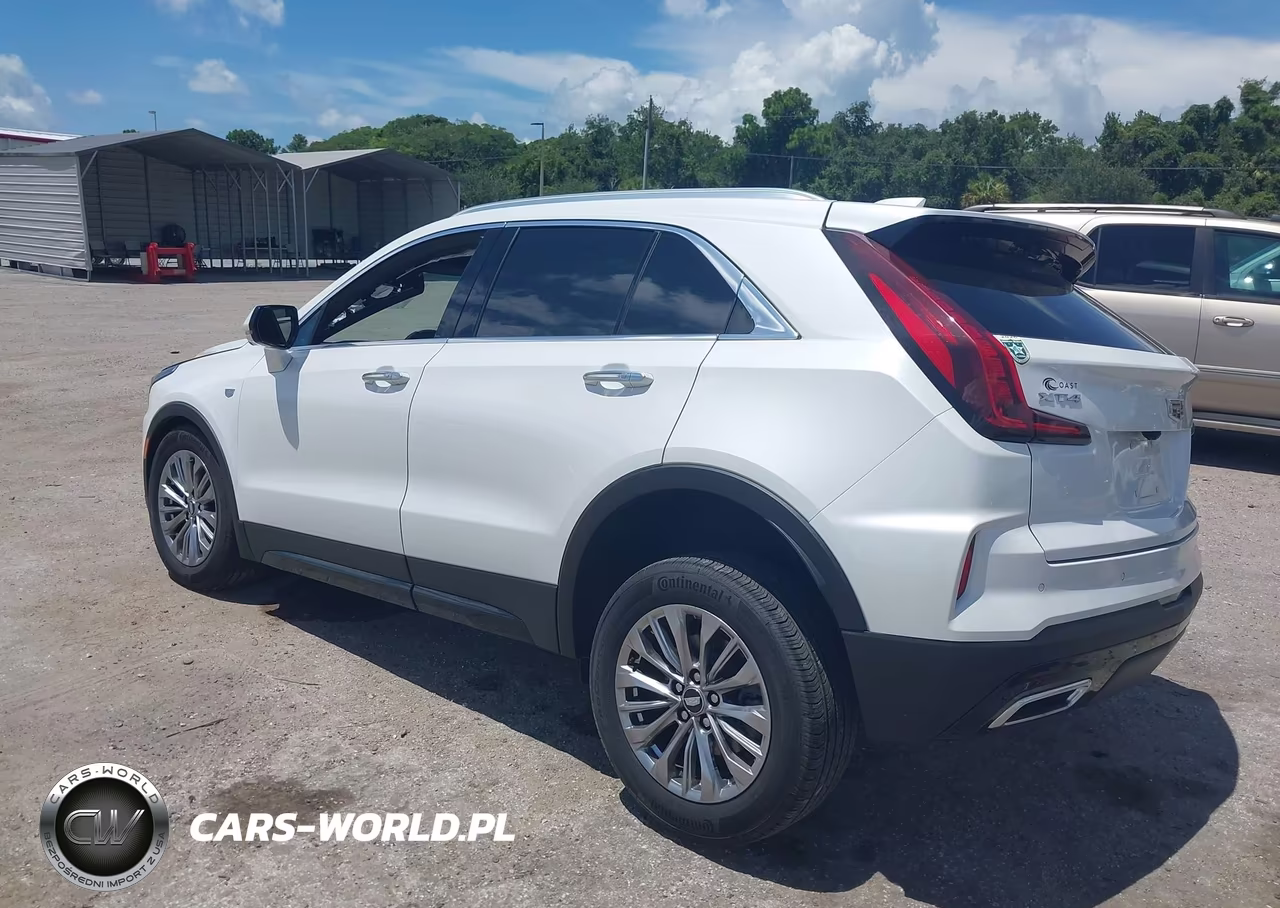 2025 Cadillac Xt4 Fwd Premium Luxury VIN:1GYFZCR4XSF104268 - 3