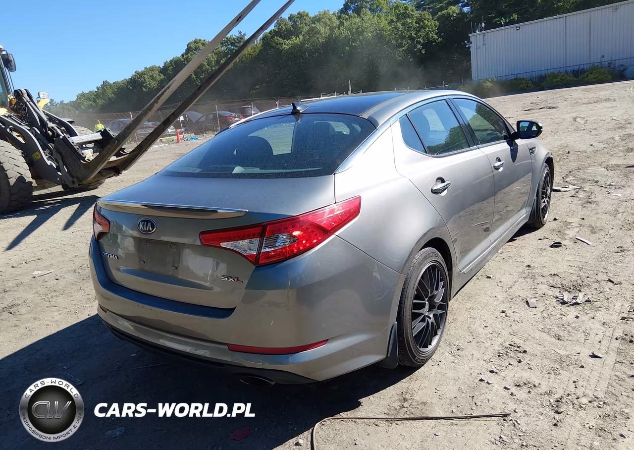 2013 Kia Optima Sx VIN:5XXGR4A66DG197680 - 4