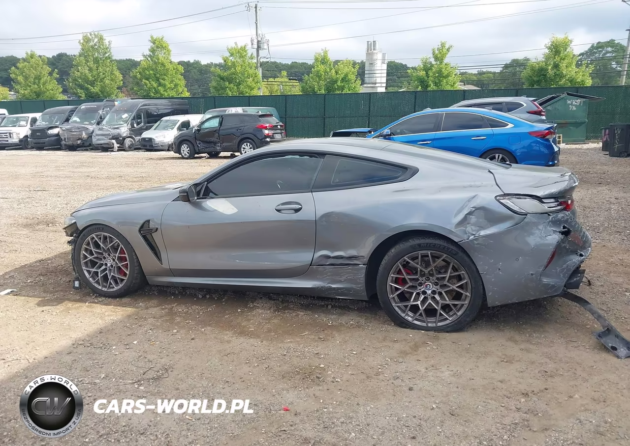 2023 BMW M8 Competition VIN:WBSAE0C06PCL29840 - 15