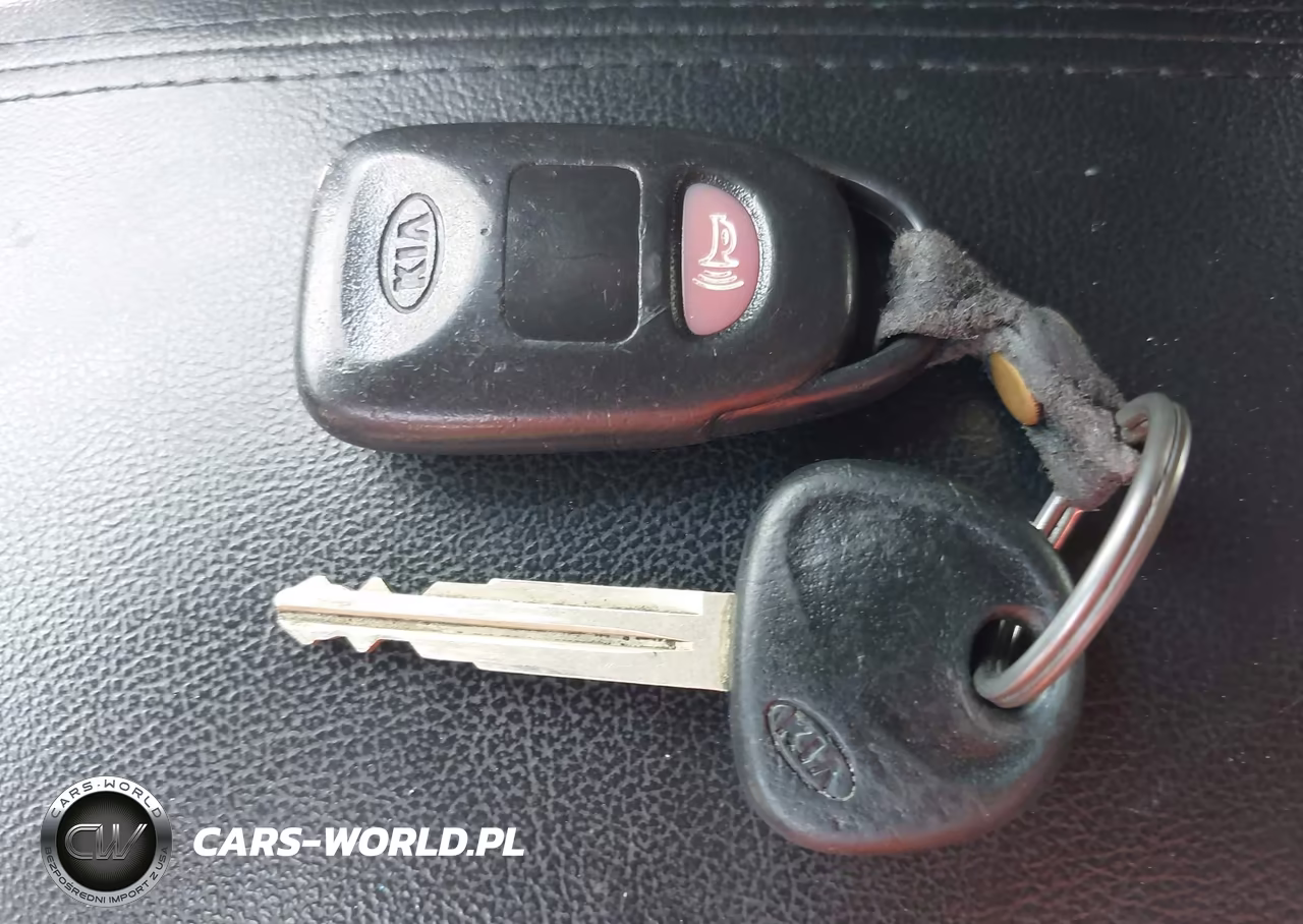 2011 Kia Forte Sx VIN:KNAFW5A38B5353040 - 11