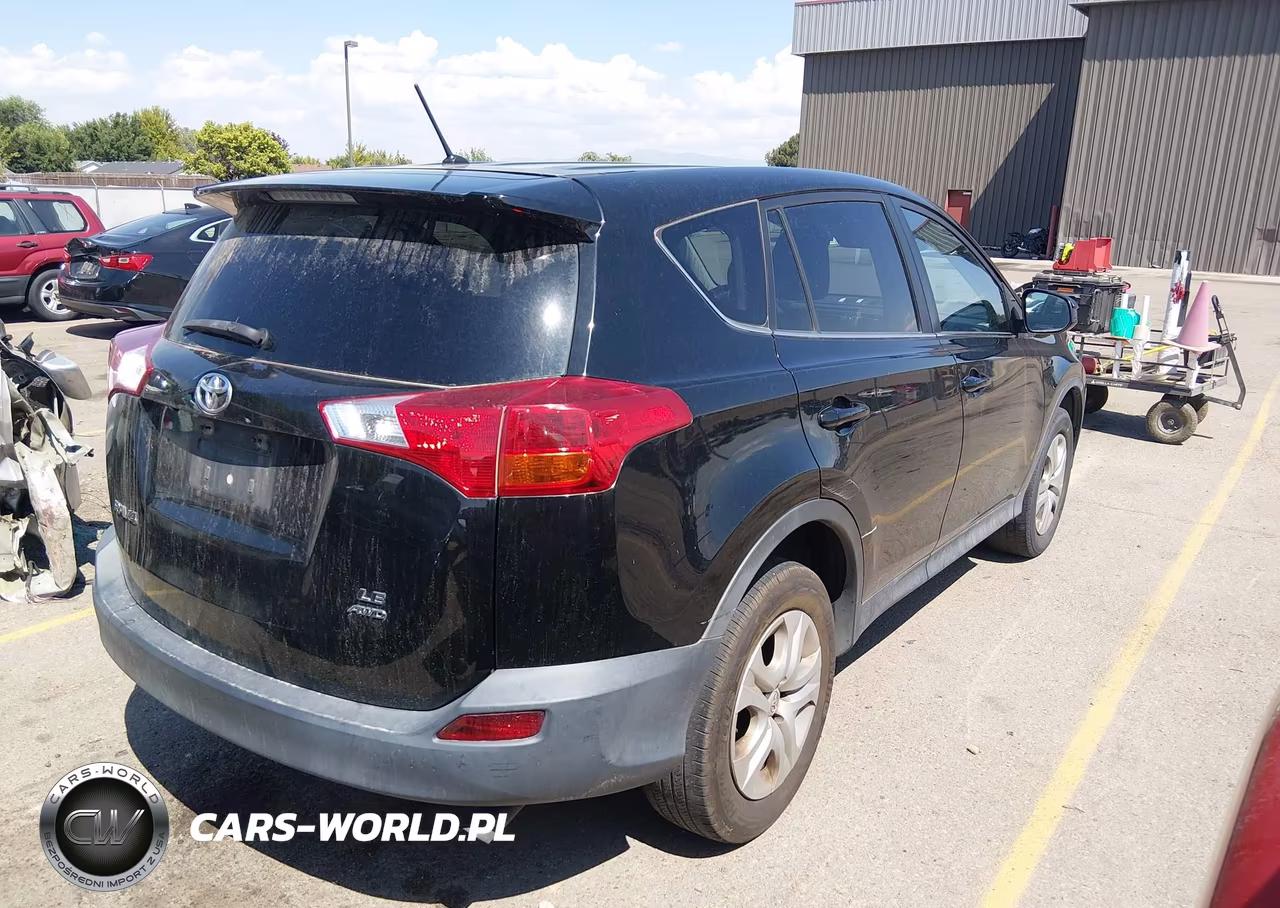 2015 Toyota Rav4 Le VIN:2T3BFREV7FW322218 - 4
