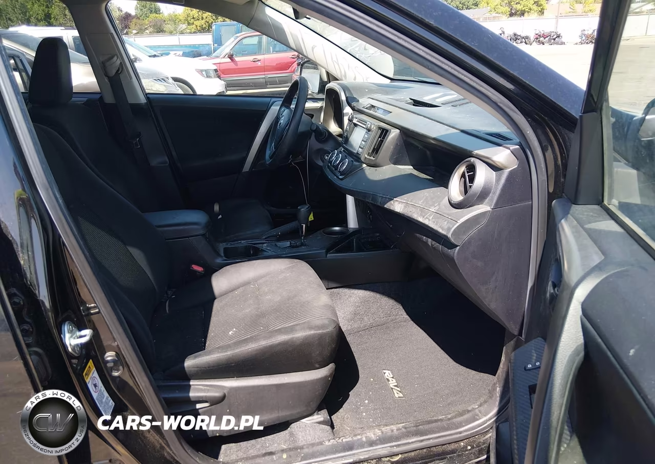 2015 Toyota Rav4 Le VIN:2T3BFREV7FW322218 - 5