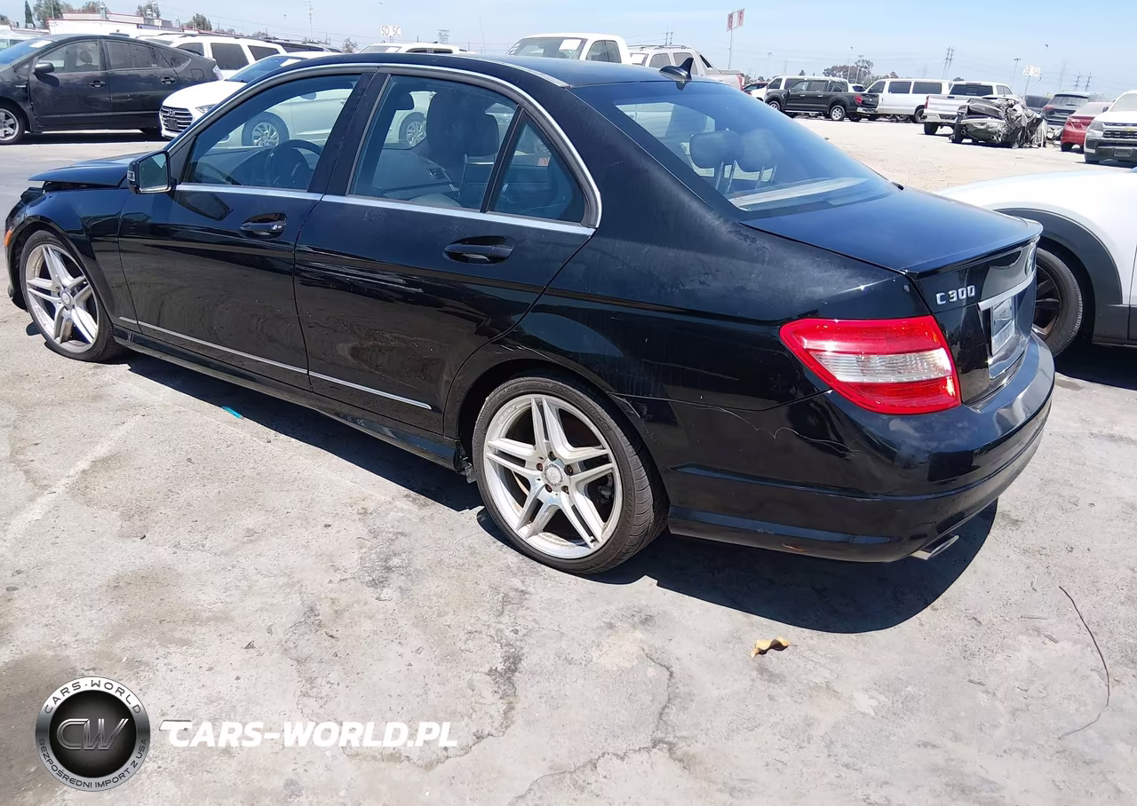 2011 Mercedes-Benz C 300 Sport VIN:WDDGF5EB8BR176691 - 3
