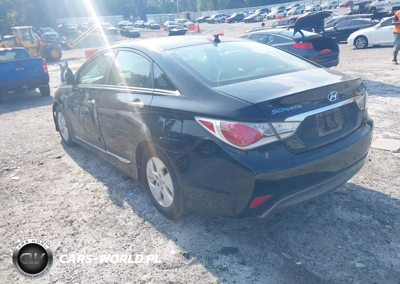 2012 Hyundai Sonata Hybrid VIN:KMHEC4A44CA025046 - 3