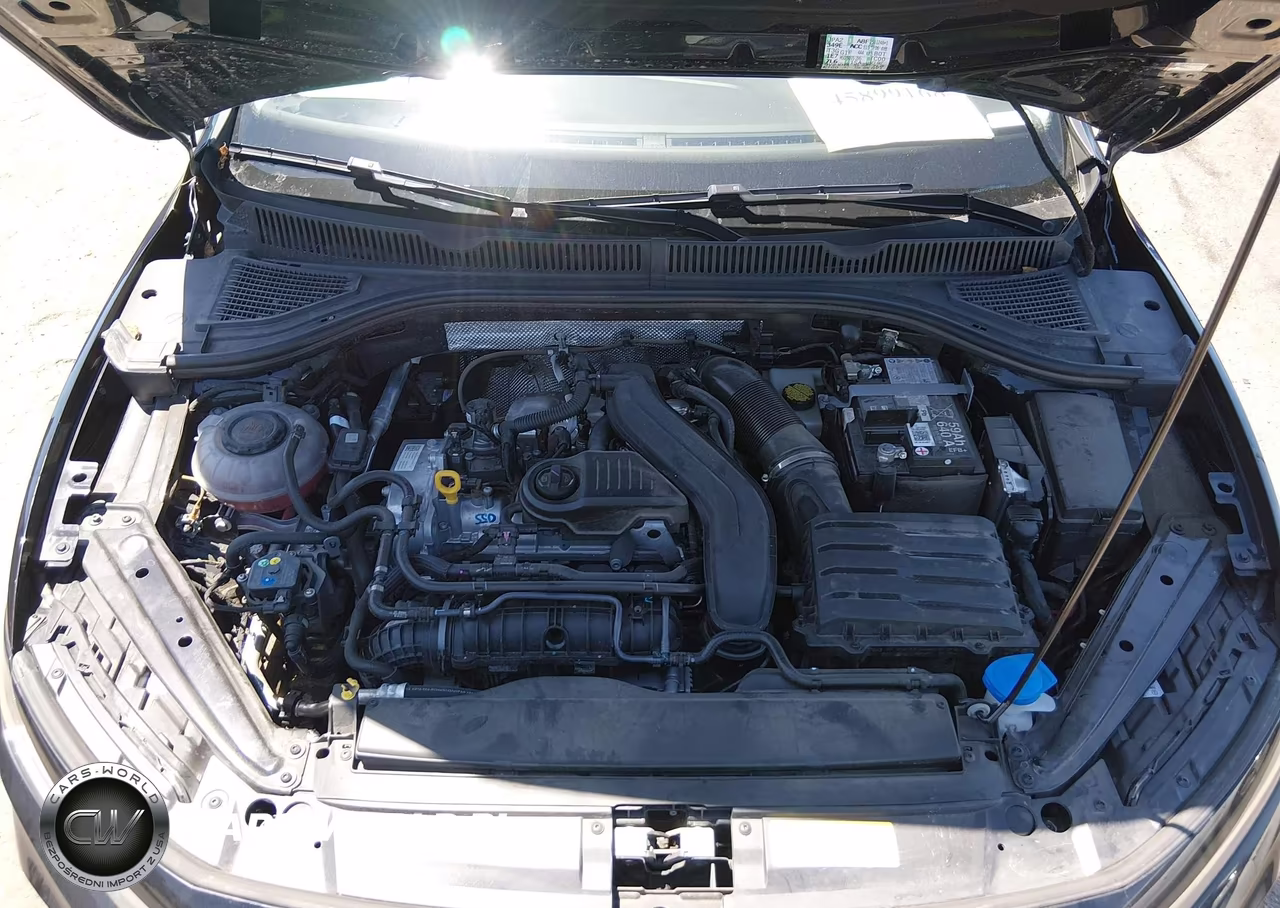 2025 Volkswagen Jetta 1.5T Sel VIN:3VWGX7BU7SM104405 - 10